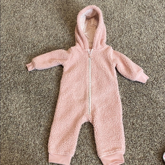 Carter’s Baby Girl Winter Sleeper Bundle 6 Months - Picture 3 of 10